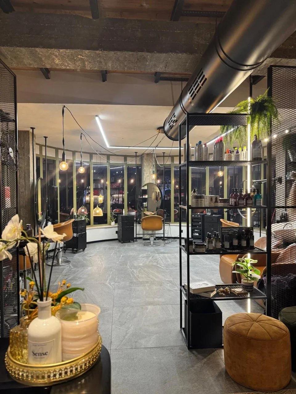 מבט כללי על סלון Barbara Shop